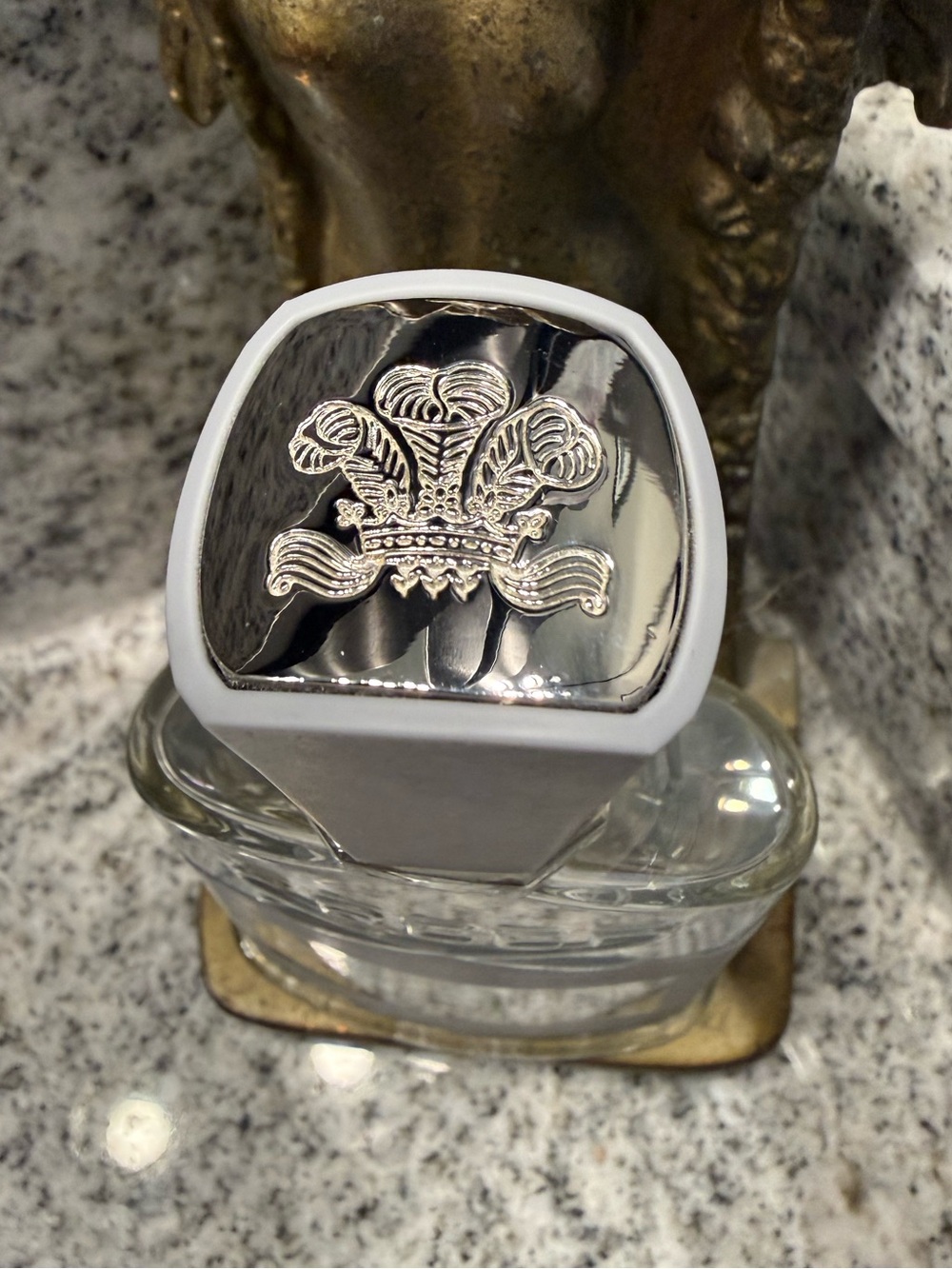 Creed Aventus Cologne Bottle - Picture 3 of 7